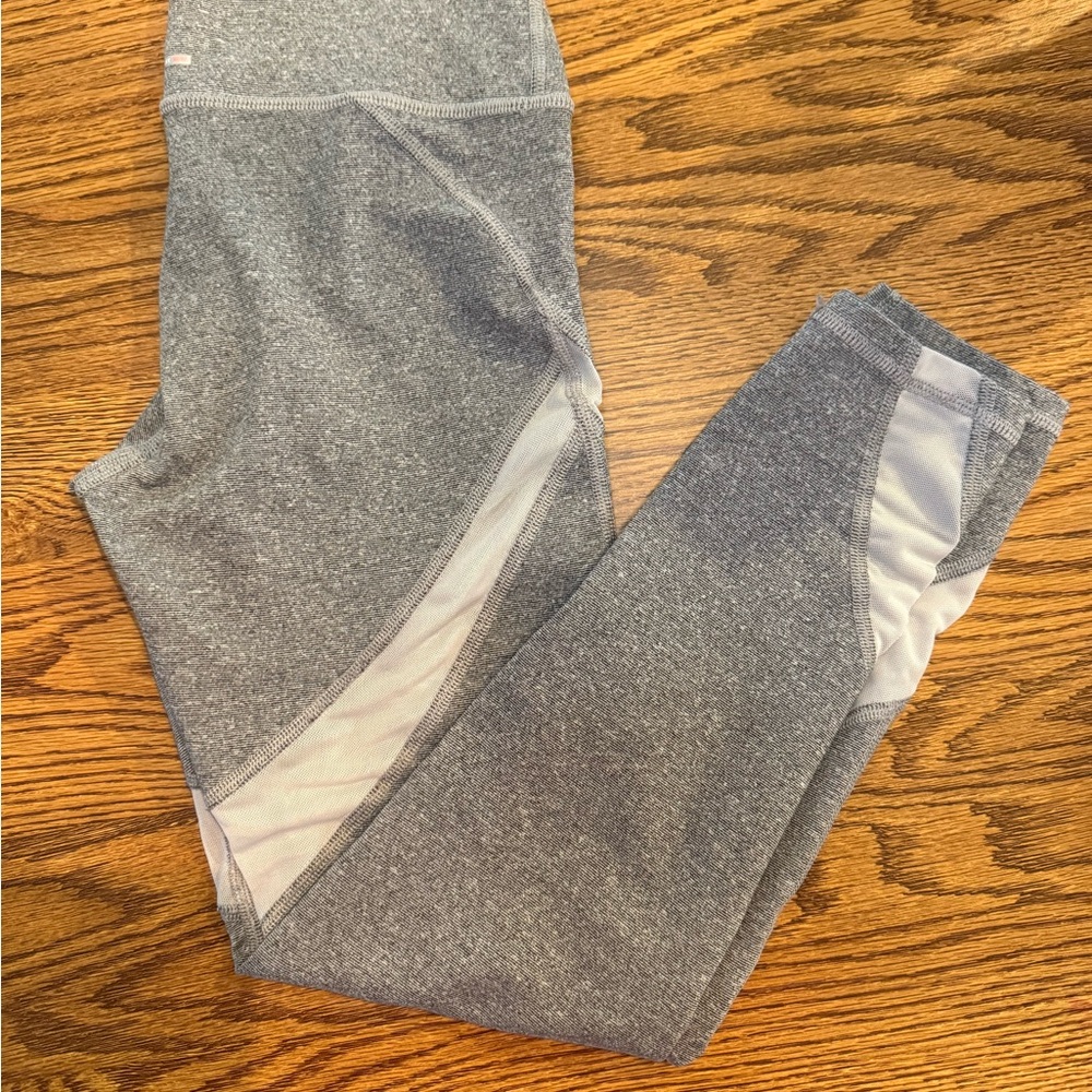 Aerie Gray and White Leggings